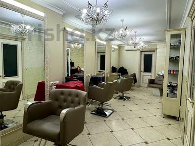 Свободное назначение, офисы, магазины и бутики, салоны красоты, медцентры и аптеки · 89 м² за 35 млн 〒 в Караганде, Алихана Бокейханова р-н