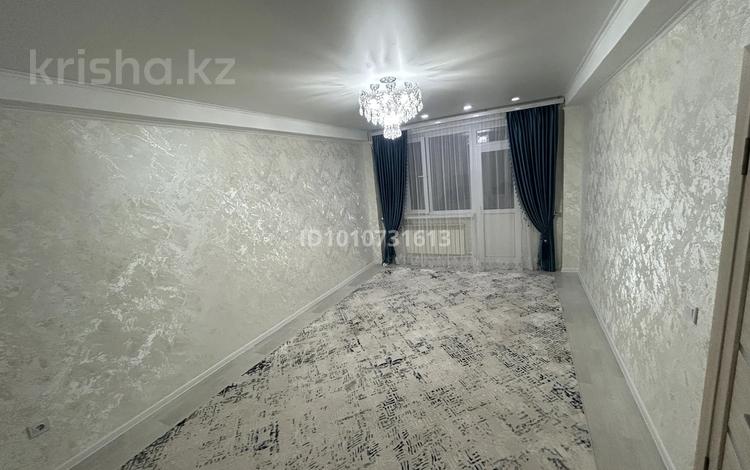 2-бөлмелі пәтер · 64 м² · 2/5 қабат, Абая 17/3, бағасы: 19 млн ₸ в Сатпаев — фото 2