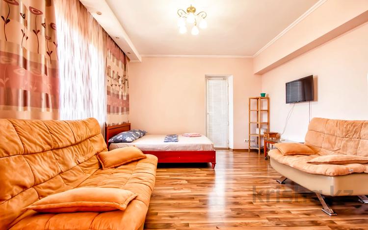 1-бөлмелі пәтер · 35 м² · 5/14 қабат, Самал-1 33, бағасы: 22 000 ₸ в Алматы, Медеуский р-н — фото 2