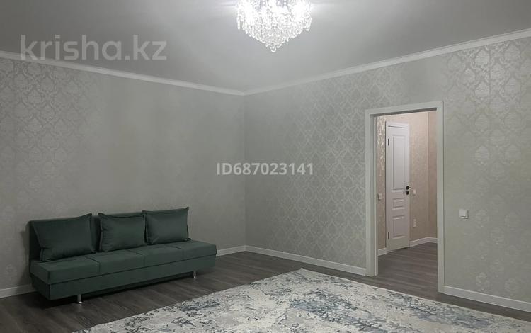 2-комнатная квартира · 70 м² · 5/5 этаж, мкр Жана Орда за 160 000 〒 в Уральске — фото 8