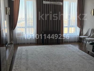 3-бөлмелі пәтер · 100 м² · 11/12 қабат, Бухар жырау, 31, бағасы: 86 млн ₸ в Астане, Есильский р-н