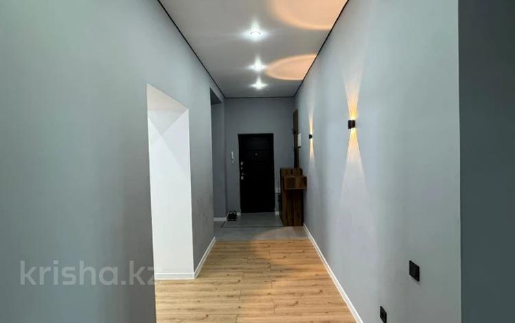 3-комнатная квартира · 95 м² · 8/9 этаж, мустафа шокая за 42 млн ₸ в Актобе — фото 2