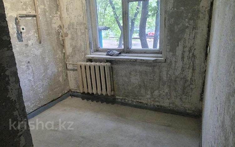 1-комнатная квартира · 31 м² · 1/5 этаж, мкр Новый Город, Ержановпа 53 — Огонек, СМ Аян, д/с Айналайын за 10 млн ₸ в Караганде, Казыбек би р-н — фото 2