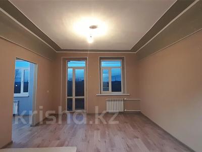 2-комнатная квартира, 57 м², 4/5 этаж, РЕСПУБЛИКИ за 11.5 млн 〒 в Темиртау