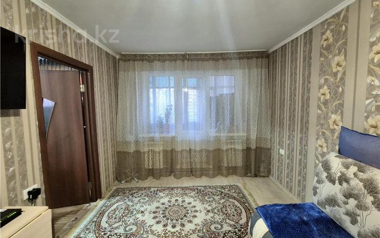 4-комнатная квартира · 62 м² · 5/5 этаж, ул. Абая за 12 млн 〒 в Темиртау — фото 13