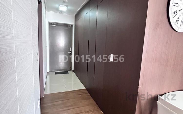 2-бөлмелі пәтер · 70 м² · 18 қабат, Кошкарбаева 10/1, бағасы: 550 000 ₸ в Астане, Сарайшык р-н — фото 2