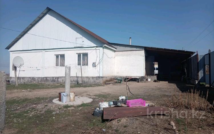 Отдельный дом · 6 комнат · 120 м² · 6 сот., 6линия 248 — Возле магазина за 20 млн ₸ в Есик — фото 2