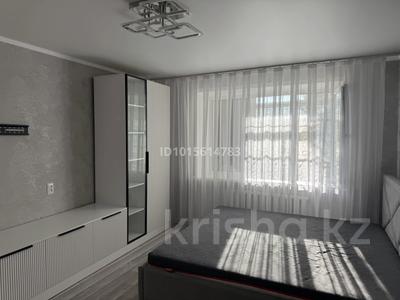2-комнатная квартира · 56 м² · 2/2 этаж, Тауелсиздик 120 — Центр,две школы рядом ,первая поликлиника за 200 000 ₸ в Затобольске (Тобыле)