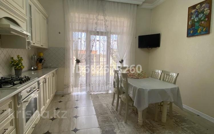 Отдельный дом · 5 комнат · 230 м² · 8 сот., мкр Тассай, Ботай 348 — Мейрам за 75 млн 〒 в Шымкенте, Каратауский р-н — фото 2