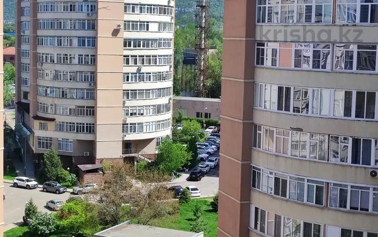 1-комнатная квартира · 55 м² · 9/10 этаж, мкр Каргалы, Кенесары хана 54/1-45 за 250 000 ₸ в Алматы, Наурызбайский р-н — фото 2