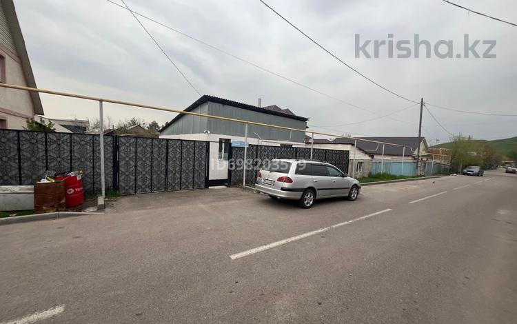 Отдельный дом · 3 комнаты · 89 м² · 8.2 сот., мкр Думан-1 за 80 млн ₸ в Алматы, Медеуский р-н — фото 2