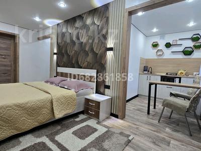 2-бөлмелі пәтер · 46 м² · 1/5 қабат, 3 мкр — Центр. т/д ""Махаббат" с/м "Березка" Школа номер 3, бағасы: 12 900 〒 в Лисаковске