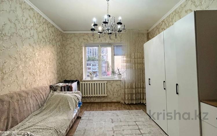2-комнатная квартира · 41.3 м² · 5/5 этаж, мкр Мамыр-1 за 27.5 млн ₸ в Алматы, Ауэзовский р-н — фото 2