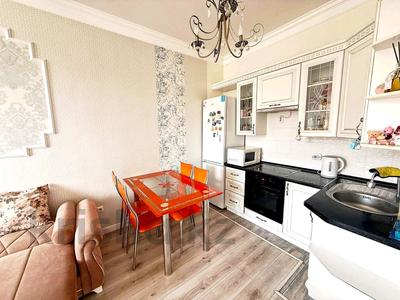 2-комнатная квартира · 45 м² · 5/7 этаж, Улы Дала — Сауран за 260 000 ₸ в Астане, Есильский р-н
