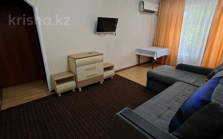 3-комнатная квартира · 60 м² · 3/5 этаж, Мангельдина за 19.5 млн ₸ в Шымкенте — фото 2