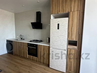 1-комнатная квартира · 50 м² · 5/9 этаж, мкр Жулдыз, Кеменгер стр.41Б — Возле ресторана Париж за 200 000 ₸ в Уральске
