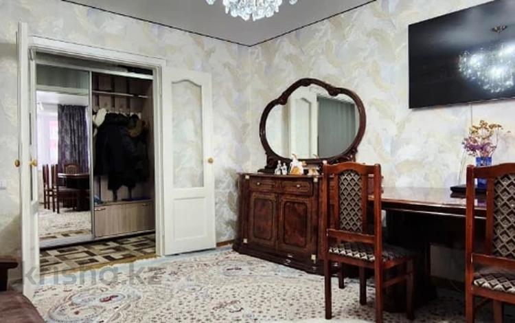 3-комнатная квартира · 62.9 м² · 4/9 этаж, Кизатова за 30 млн ₸ в Петропавловске — фото 2
