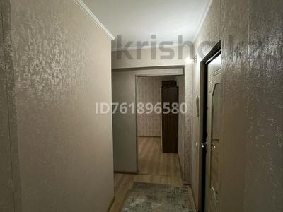 2-бөлмелі пәтер · 45 м² · 2/5 қабат, Бурова 12, бағасы: 175 000 ₸ в Усть-Каменогорске