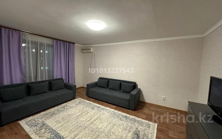 2-комнатная квартира · 54.6 м² · 3/10 этаж, мкр 8, 101-й стрелковой бригады 8 — рядом с Клиникой "Куаныш" за 18.5 млн ₸ в Актобе — фото 2