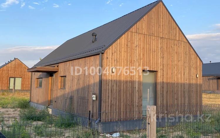 Отдельный дом · 2 комнаты · 85 м² · 6 сот., 4 садовая 17 — Экопоселок Barn Ville за 60 млн 〒 в  — фото 2