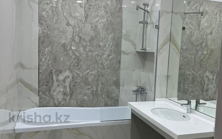 4-комнатная квартира · 105 м² · 3/16 этаж, Гагарина 233 за 105 млн 〒 в Алматы, Бостандыкский р-н — фото 2