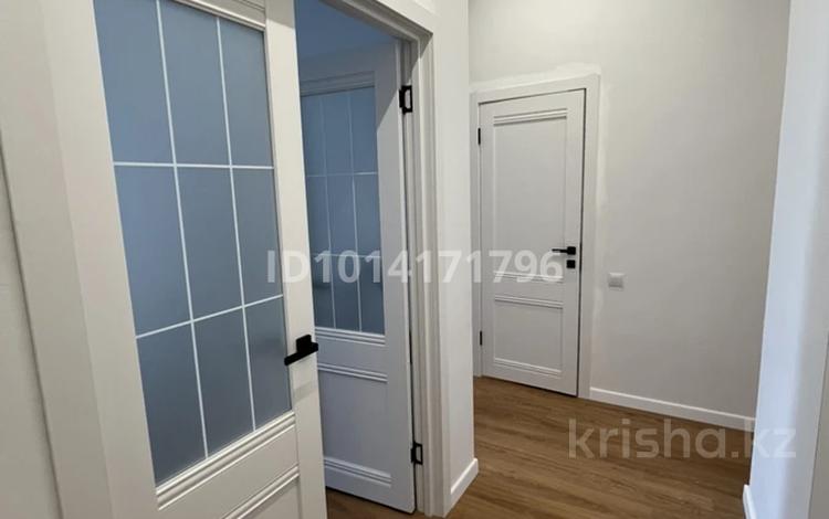 1-комнатная квартира · 43 м² · 7/9 этаж, Жубан Молдагалиев 7 за 250 000 ₸ в Астане, Нура р-н — фото 9