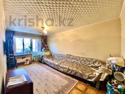 3-комнатная квартира · 60 м² · 3/5 этаж, мкр Аксай-3 15 — ЕЛЕМЕСОВА за 34.5 млн 〒 в Алматы, Ауэзовский р-н