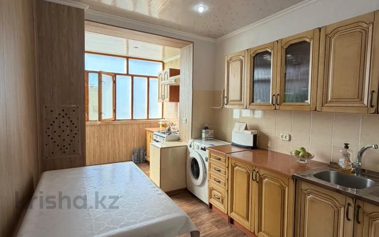 3-бөлмелі пәтер · 70 м² · 4/5 қабат, 9-ш/а. 11, бағасы: 17.8 млн ₸ в Актау, 9-й мкр — фото 12