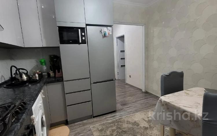 1-комнатная квартира · 40 м² · 4/6 этаж, мкр Кокжиек за 22.5 млн ₸ в Алматы, Жетысуский р-н — фото 2