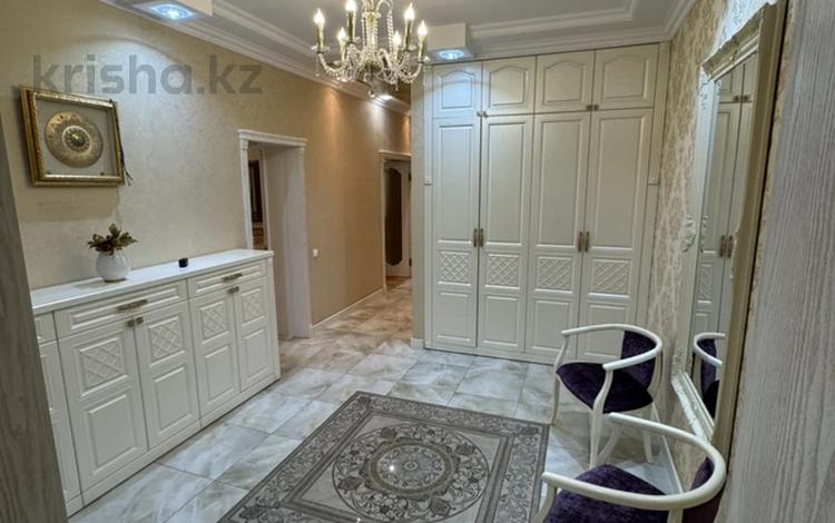 Часть дома · 5 комнат · 240 м² · 5 сот., Инжир 4 — Инжир за 2 млн 〒 в Астане, Есильский р-н — фото 2