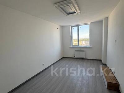 3-комнатная квартира · 86 м² · 14/17 этаж, Шамши Калдаяков 61 — Полноценная / Комфорт за 46.6 млн ₸ в Астане, Сарайшык р-н
