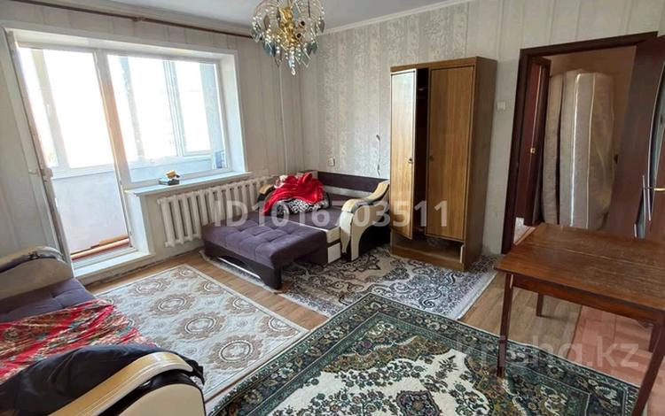 3-комнатная квартира · 66 м² · 5/6 этаж, Голубые пруды 10 за 190 000 ₸ в Караганде, Алихана Бокейханова р-н — фото 2