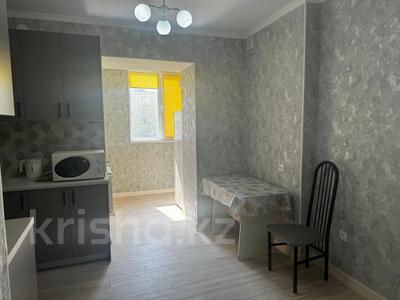 1-бөлмелі пәтер, 50 м², 3/5 қабат, 15-й мкр 27, бағасы: 19 млн 〒 в Актау, 15-й мкр