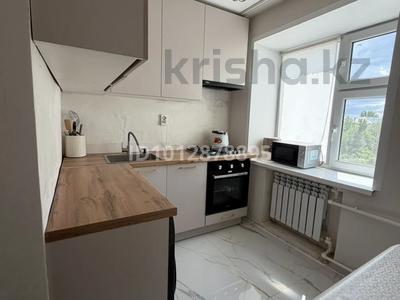 4-комнатная квартира · 61.5 м² · 5/5 этаж, Поповича 3 за 13.5 млн ₸ в Уральске
