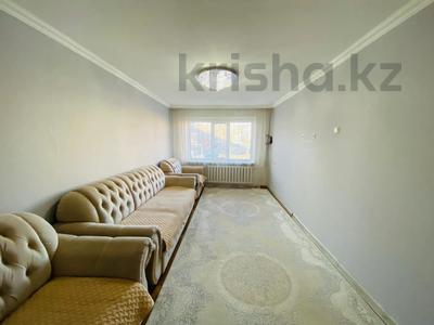 2-комнатная квартира · 44 м² · 1/5 этаж, Майкудук, 17й микрорайон 36 за 10.8 млн ₸ в Караганде, Алихана Бокейханова р-н
