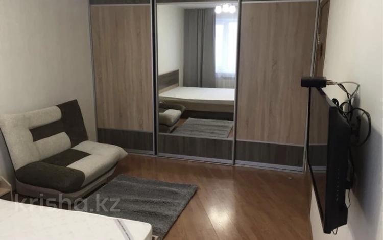 1-комнатная квартира, 35 м², 4/5 этаж помесячно, Букетова