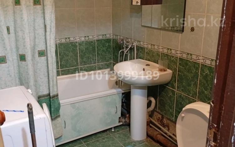 1-комнатная квартира · 43 м² · 3/3 этаж, мкр Кокмайса (Дорожник) 10 за 170 000 ₸ в Алматы, Жетысуский р-н — фото 2