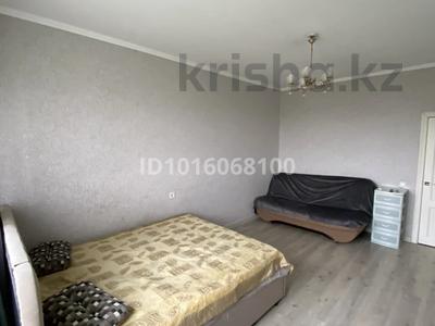 1-бөлмелі пәтер · 42 м² · 7/9 қабат, Таугүл-3 ш/а., Таугүл-1 ш/а. 39 — Рысқұлбеков /Саин , Казгасаға қарама қарсы, бағасы: 235 000 ₸ в Алматы, Ауэзовский р-н