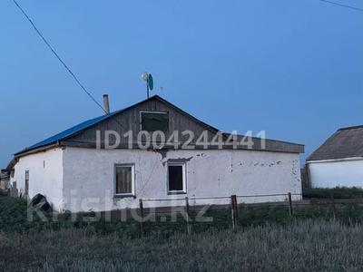 Отдельный дом · 4 комнаты · 90 м², Сатпаева за 40 000 〒 в Канаш Камзин