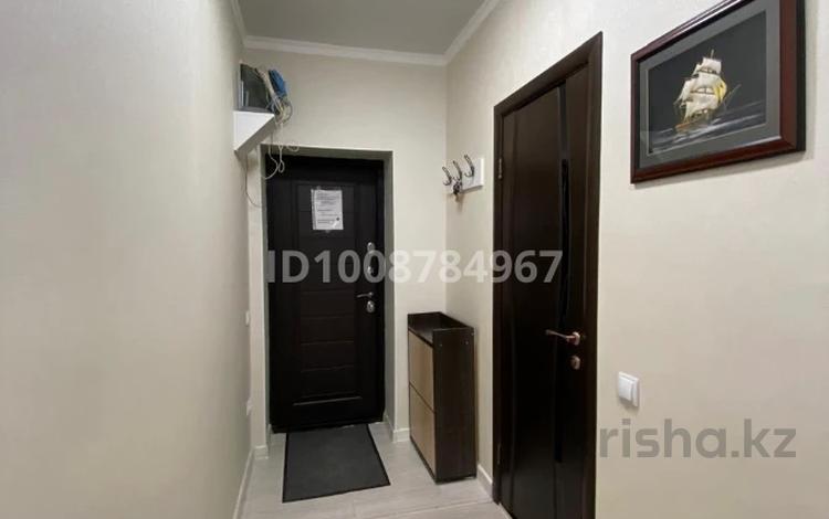 2-бөлмелі пәтер · 60 м² · 4/6 қабат, 16-й мкр 42 — Вдоль дороги, бағасы: 160 000 ₸ в Актау — фото 2