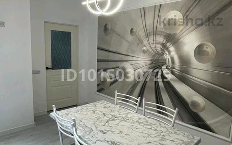 2-бөлмелі пәтер · 65 м² · 6/9 қабат, Нұрсая ш/а., Елорда 6Б, бағасы: 270 000 ₸ в Атырау, мкр Нурсая — фото 2