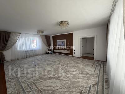 Жеке үй · 6 бөлме · 350 м² · 10 жүзд., Геолог -ш/а., Спандияр кобиев 33, бағасы: 700 000 ₸ в Атырау, мкр Геолог