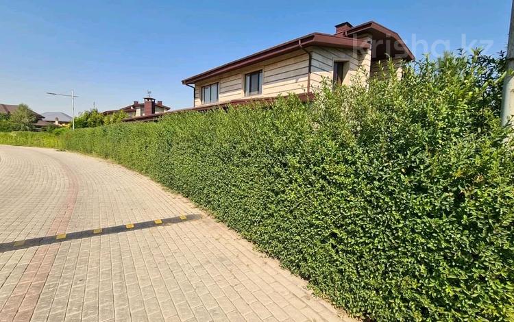 Отдельный дом · 6 комнат · 400 м² · 12 сот., Ашимова — Коттеджный городок Тау Самалы за 2.3 млн ₸ в Алматы, Наурызбайский р-н — фото 3