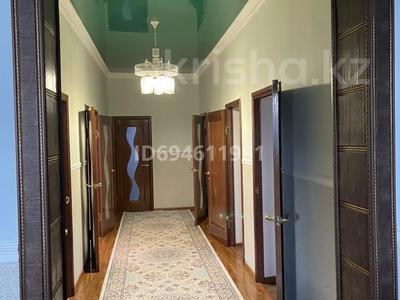 Продажа домов и дачи в Атырауской обл.: Отдельный дом · 4 комнаты · 220 м² · 8 сот., Панфилова 26 за 28 млн 〒 Отдельный дом · 4 комнаты · 220 м² · 8 сот., Панфилова 26 за 28 млн 〒 в Атырау
