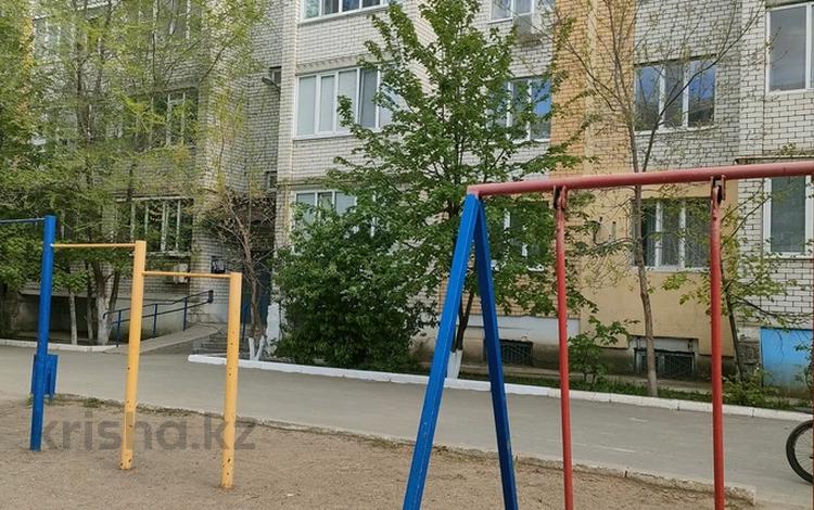 3-комнатная квартира · 100 м² · 3/5 этаж, Мкр. Строитель 16/2 за 34.8 млн ₸ в Уральске, мкр Школьник — фото 2
