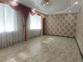 3-комнатная квартира · 100 м² · 3/5 этаж, Мкр. Строитель 16/2 за 34.8 млн ₸ в Уральске, мкр Школьник — фото 2