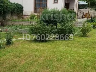 Отдельный дом · 5 комнат · 309 м² · 8 сот., мкр Алатау (ИЯФ) за 95 млн 〒 в Алматы, Медеуский р-н