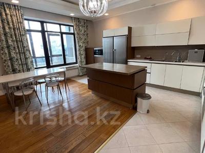 7-комнатная квартира, 370 м², 2 этаж помесячно, Достык 355 а за 2.5 млн 〒 в Алматы, Медеуский р-н