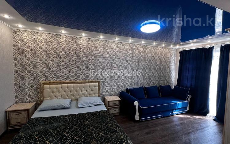 1-комнатная квартира · 32.1 м², мкр Новый Город, Ерубаева 47 за 10 000 ₸ в Караганде, Казыбек би р-н — фото 2