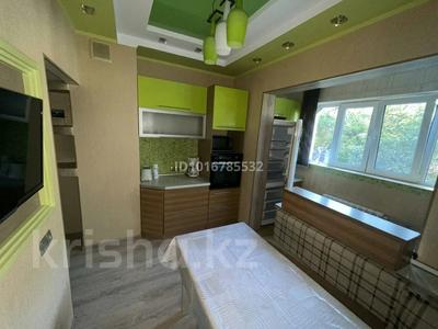 2-комнатная квартира · 61 м² · 3/9 этаж, мкр Жетысу-2 23 за 280 000 ₸ в Алматы, Ауэзовский р-н